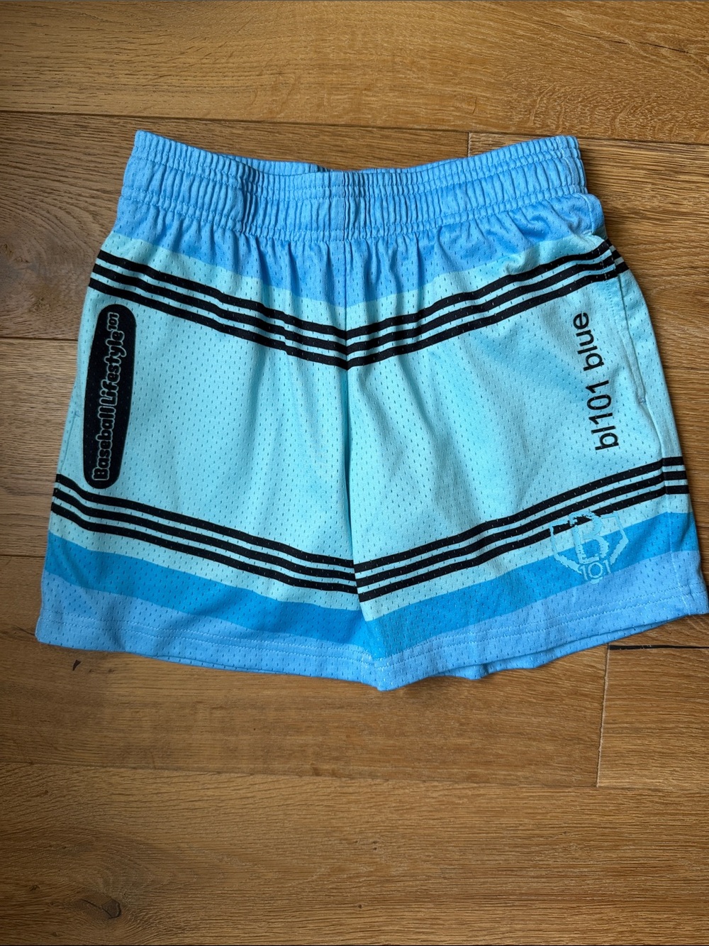 Baseball 101 Mesh Crayon shorts - size YM